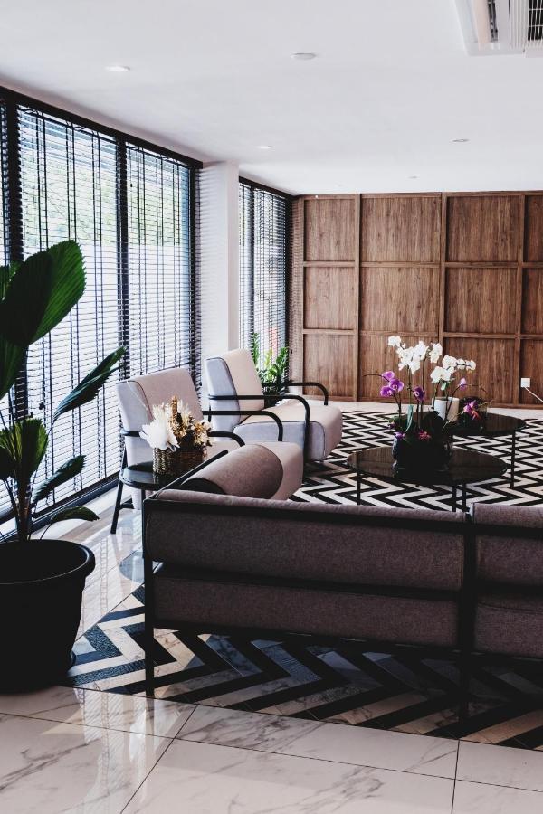 Monocolo Boutique Hotel Kota Kinabalu Eksteriør bilde